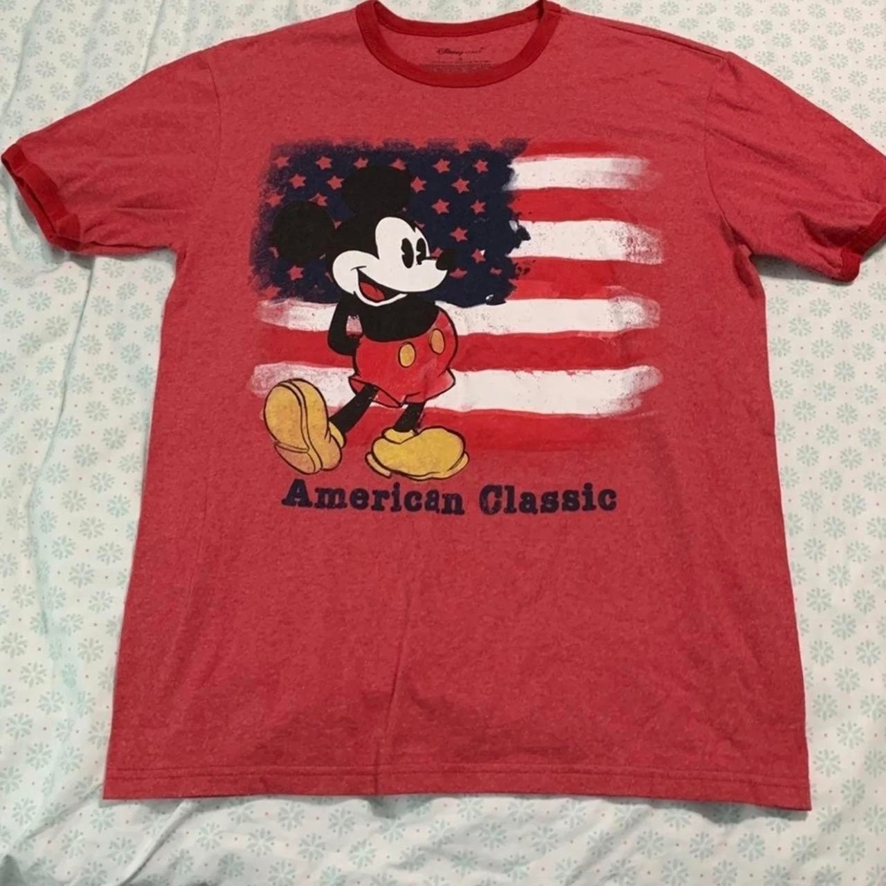 Disney Store Size Small Mickey Mouse T-Shirt Excellent Condition